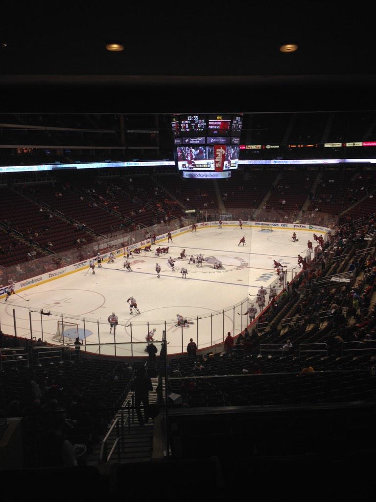 KamloopsLions's tweet photo. Big night for team @ArizonaCoyotes game vs @NHLFlames @GilaRivArena http://t.co/e7GLpPvlyU