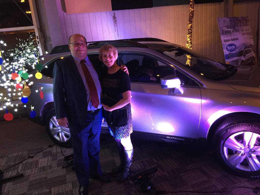 Jamie_D_Welsh's tweet photo. #courage2015 Who won the Outback at tonight dinner for Family SOS? Answer: this guy!!! Congrats Kent Rodgers http://t.co/T3jeOqMXTM