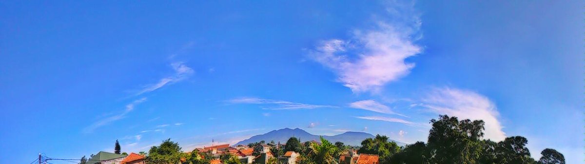 Via <a href="/Dinatalife/">Arya Dinata</a> : Hari ini cerah alhamdulillah :)