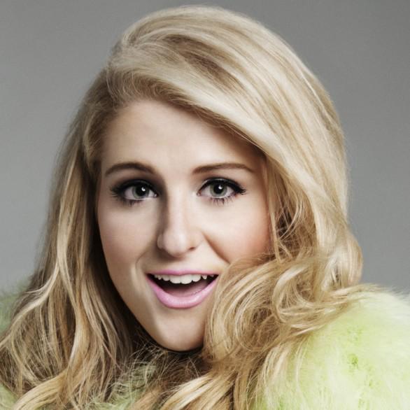 summerwillerth's tweet photo. me in 7th grade or Megan trainor http://t.co/zSzxIemtNr