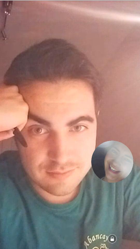 AngiRodriguez8's tweet photo. Estudiar así. Te quiero @blazquezg http://t.co/PjD18SNkbh
