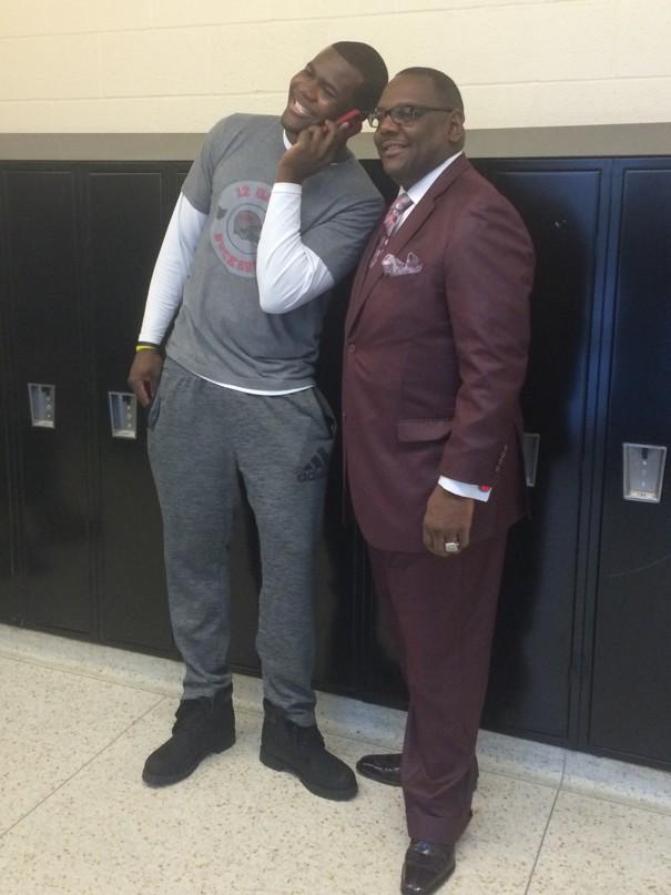 ShannonKantner's tweet image. That smile! @CJ12_ #TedGinn @GinnAcademy @OhioStAthletics #simpledecision @CLEMetroSchools