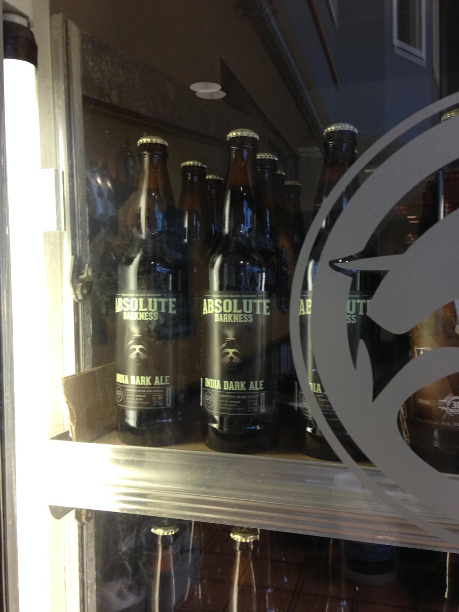 vibrewing's tweet image. We've got #AbsoluteDarkness available as a limited pre-release in the retail store RIGHT NOW! #yyjbeer #LightsOut