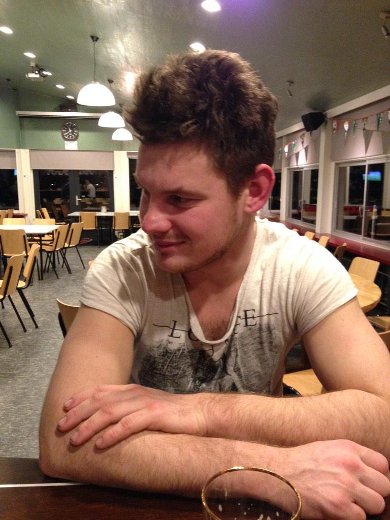 NSV463's tweet photo. Ik ben een loser #126finishomdeoren #welovejopie http://t.co/yDfmW5hgAu