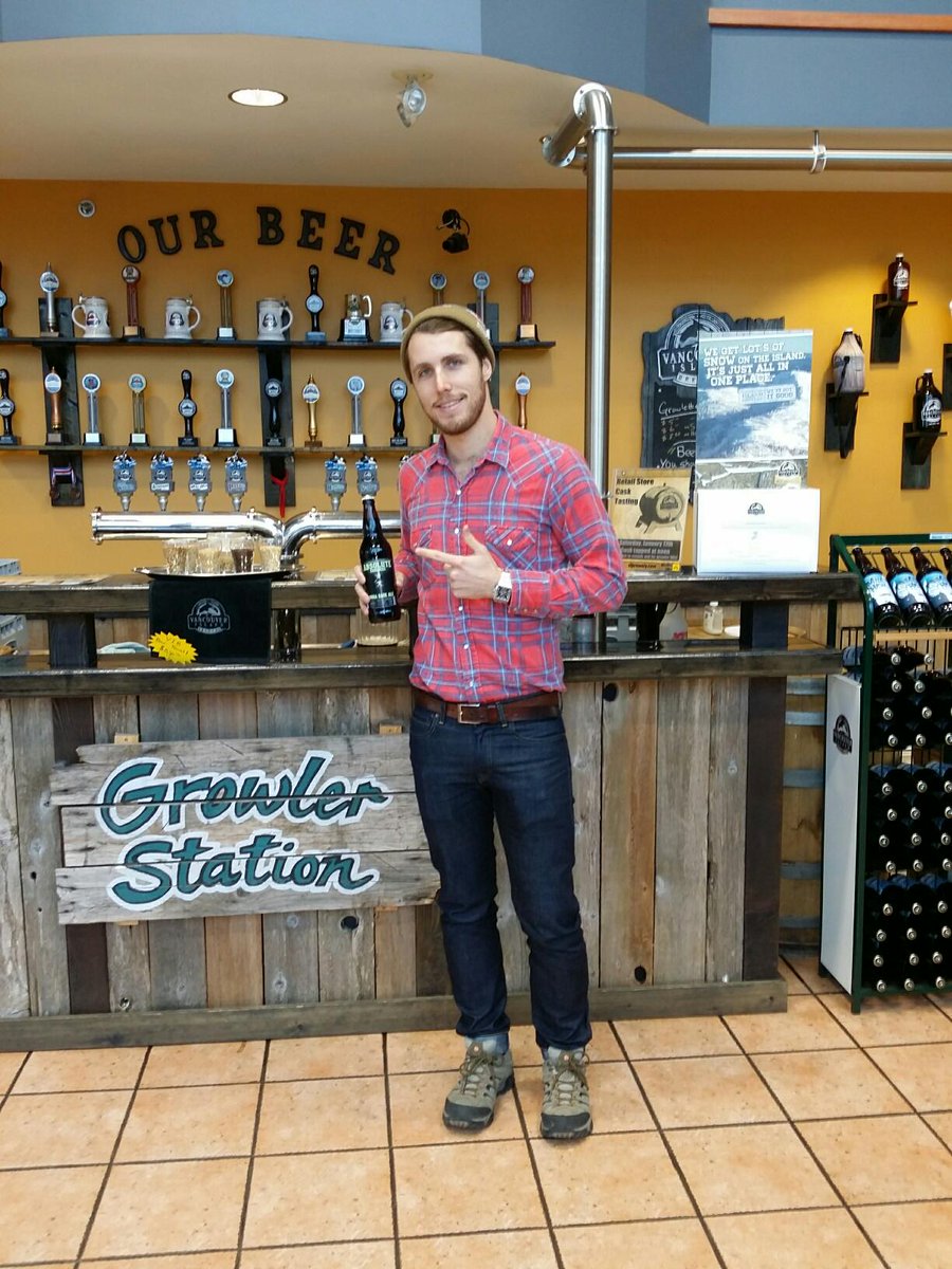 vibrewing's tweet image. Jared Dietrich was the first to buy a #AbsoluteDarkness bomber at the retail store. Good lookin' out, Jared.