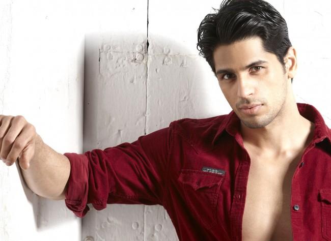 Happy Birthday Sidharth Malhotra  