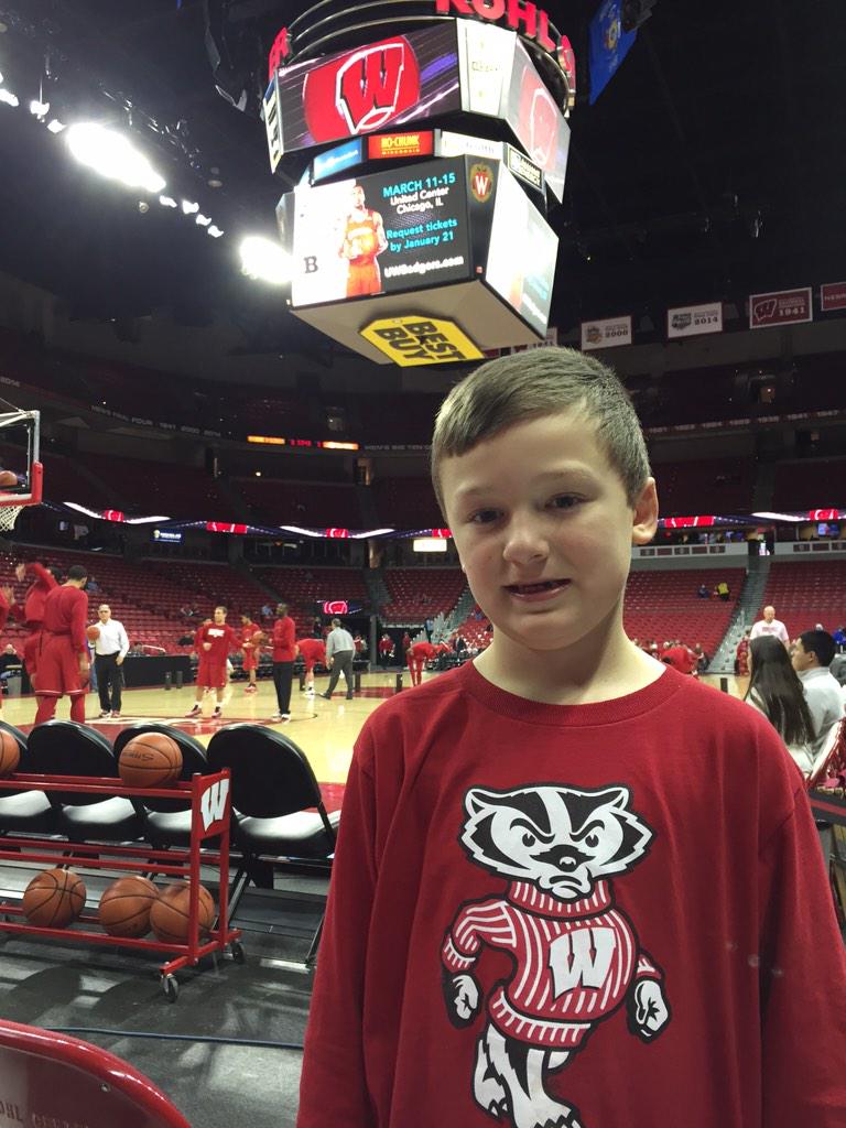 orourkebm's tweet photo. Cams first #Badgers basketball game. Husk some corn. http://t.co/kIZJsPp7Dn