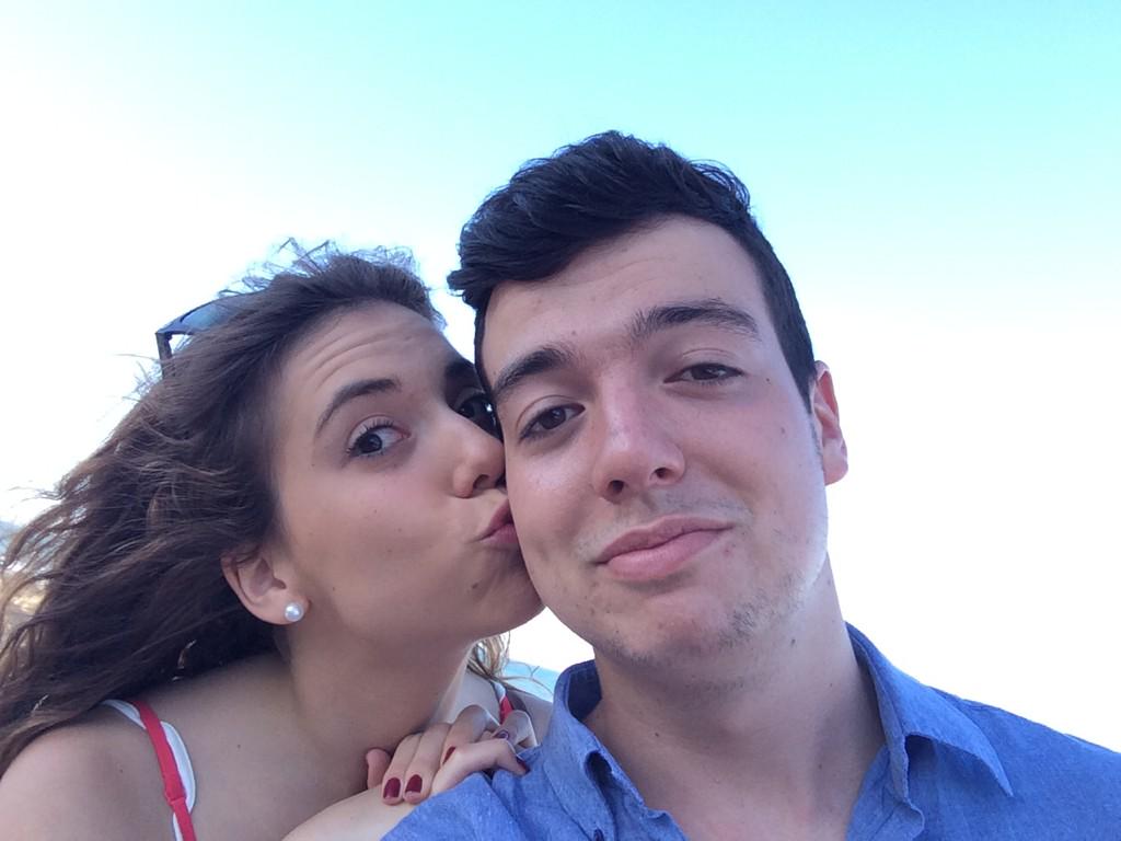 sergiofest's tweet photo. @ClaraBermdez que este año sea el primero de muchos mas a tu lado, me has cambiado la vida http://t.co/fJ1aHPHiHf
