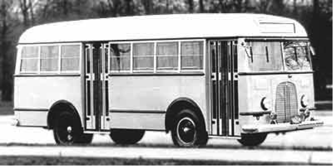 Transdev_AZ's tweet image. #TBT: Busses were a bit different in 1937 when you would have taken this @Ford bus around the Valley.