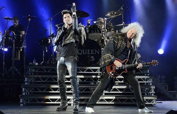 CHCKout's tweet photo. #music #Queen #kraków #arena #21february2015 http://t.co/dC1LglTKC5
