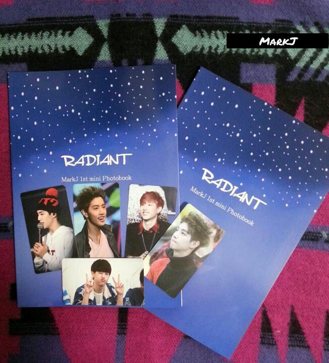MarkJ04com's tweet photo. 드디어 왓쪄요!!!!♥><미니 포토북!!랑 포토카드예요!카드는 뒤에 다른 사진이있습니다!먼저 앞사진공개~!!!다른 특전이 도착하면 바로바로 배송시작되니까요!여러분 기다려주세요!^^ http://t.co/hlssEcW3Bt