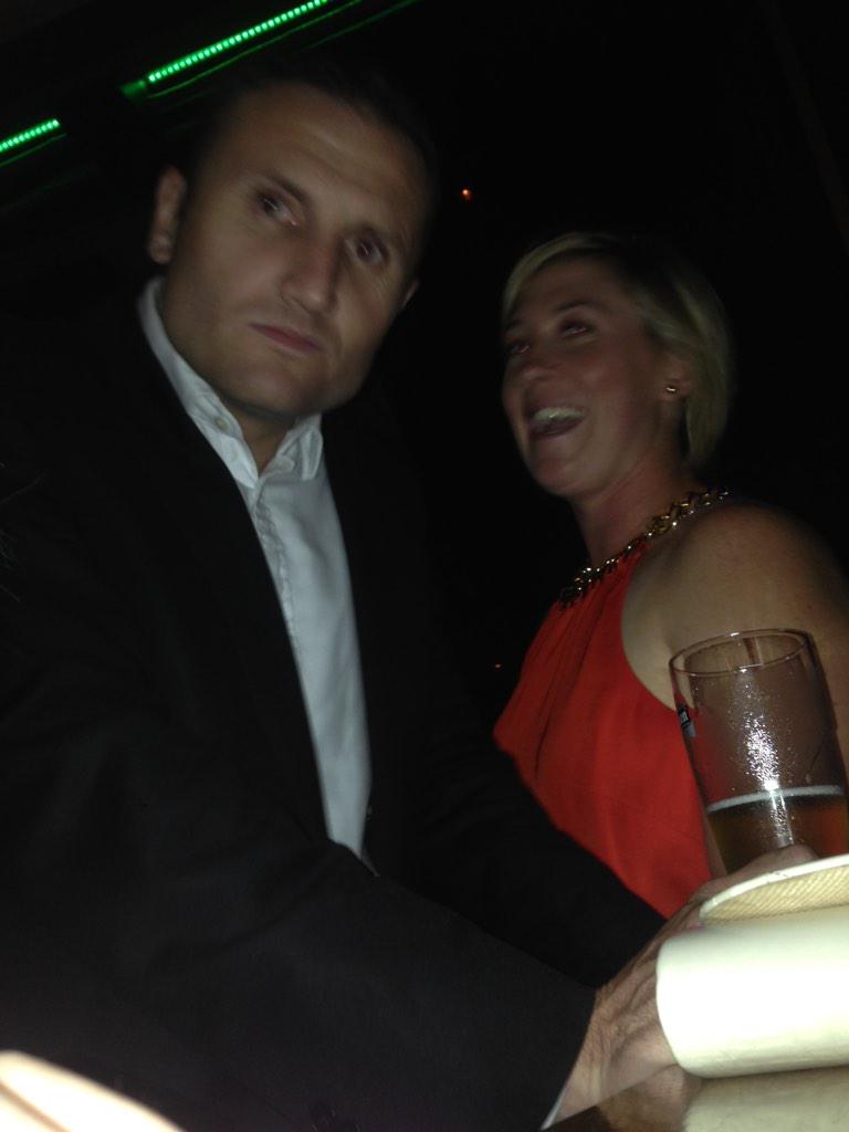 JasonHussey23's tweet photo. @Russellboot @michele_vda http://t.co/l8scrat80o