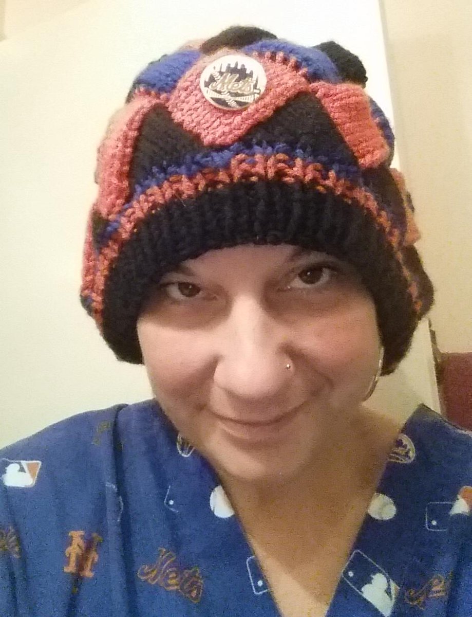 dots3jrt's tweet photo. Hand knit for my awesome Mets fan daughter. #MetsHat http://t.co/NS1KUKl6A3