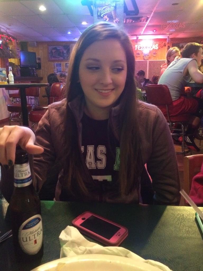 JudeLayne's tweet photo. Squint out the haters @Meggg_Romero http://t.co/SJNABnaYnU