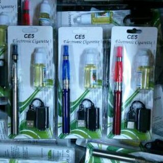 indrabarnadie's tweet photo. Power bank xiomi 20800mAh @130rb
Tongsis @40rb
Fish eye @40rb
Rokok elektrik ce5 1100mAh @ 80rb http://t.co/Twqau5JCs0