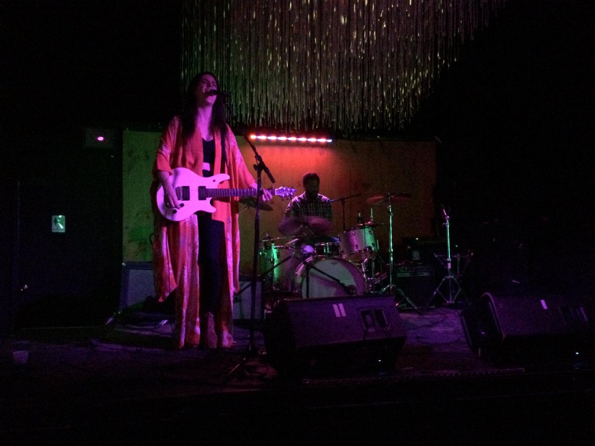 ideaMarcos's tweet photo. .@FORTSband at @cameogallery https://t.co/VQIg9gwewP https://t.co/1YuSn5Ndrd http://t.co/3qmrO6rhOT
