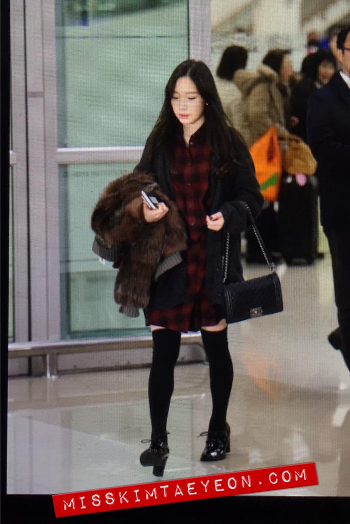 [PIC][16-01-2015]TaeTiSeo trở về Hàn Quốc vào chiều nay B7ct0cJCAAA1yKB