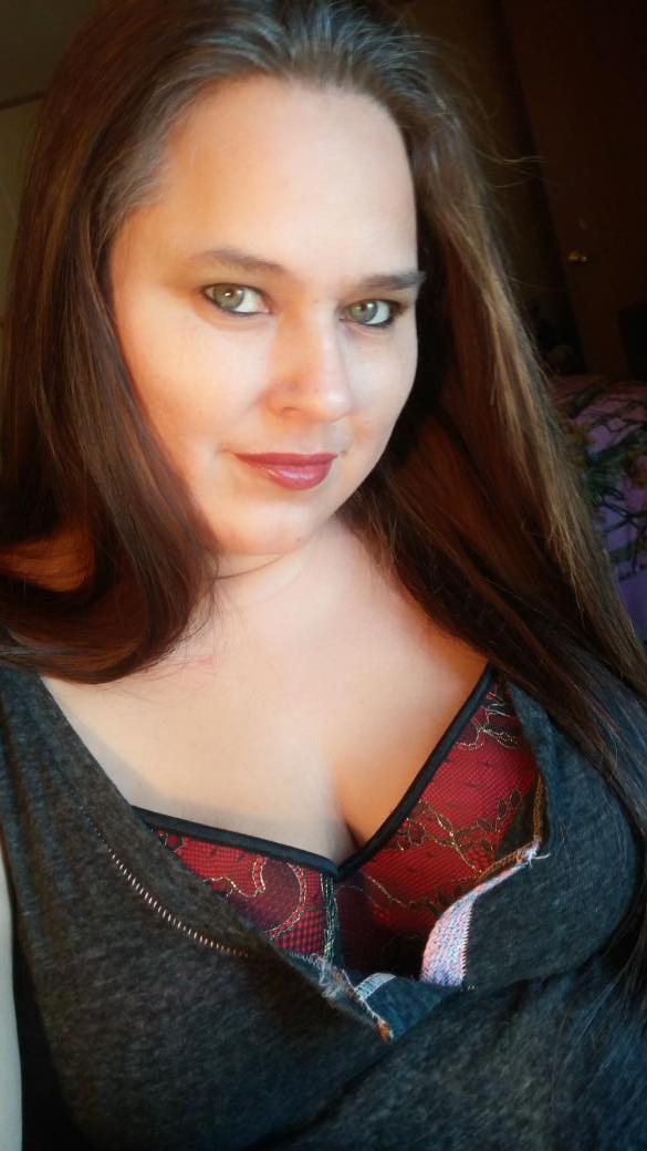 Mstryldyo69's tweet photo. This is what boredom gets me... Maybe I'll watch @fluffyguy and @Martincomic #FluffyMovie. #NeedLaughter #LateNight http://t.co/bDgExlPq7r