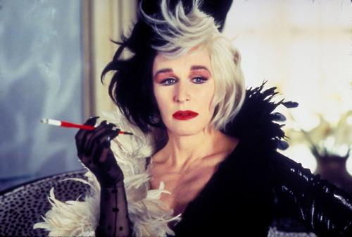 AliciaMarin12's tweet photo. Vamos a por el examen con Cruella #PostureoIngles http://t.co/LxRcjpyyfd