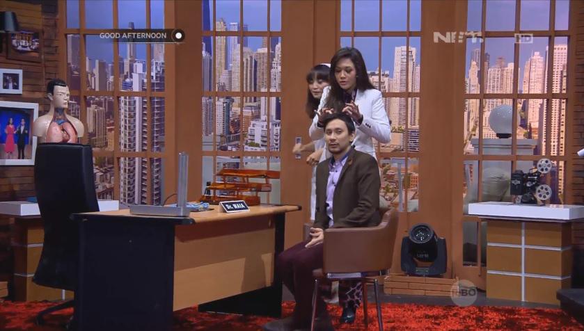 mdtvindonesia's tweet photo. Gimana menurut kalian bunda @MAIAsangJUARA udah pantas belum jd Dokter kecantikan? @GoodAfternooNET http://t.co/ZKLlc6WMl5