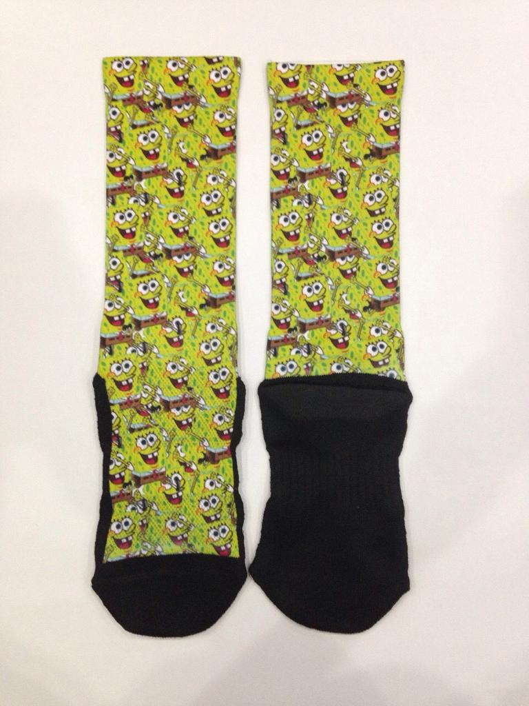 SocksCustomized tweet picture