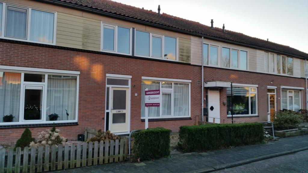 Eerste bord #"aangekocht" van dit jaar weer geplaatst! #Wadenoijen. Dat er maar weer veel mogen volgen!