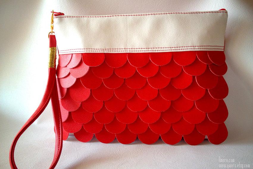 FSDFashionTips's tweet photo. Competition: Win this fab clutch bag from @Qmurocom! RT &amp; follow us by 25 Jan to enter. Info: http://t.co/cnuZbENht0 http://t.co/nFoY5BfwjA