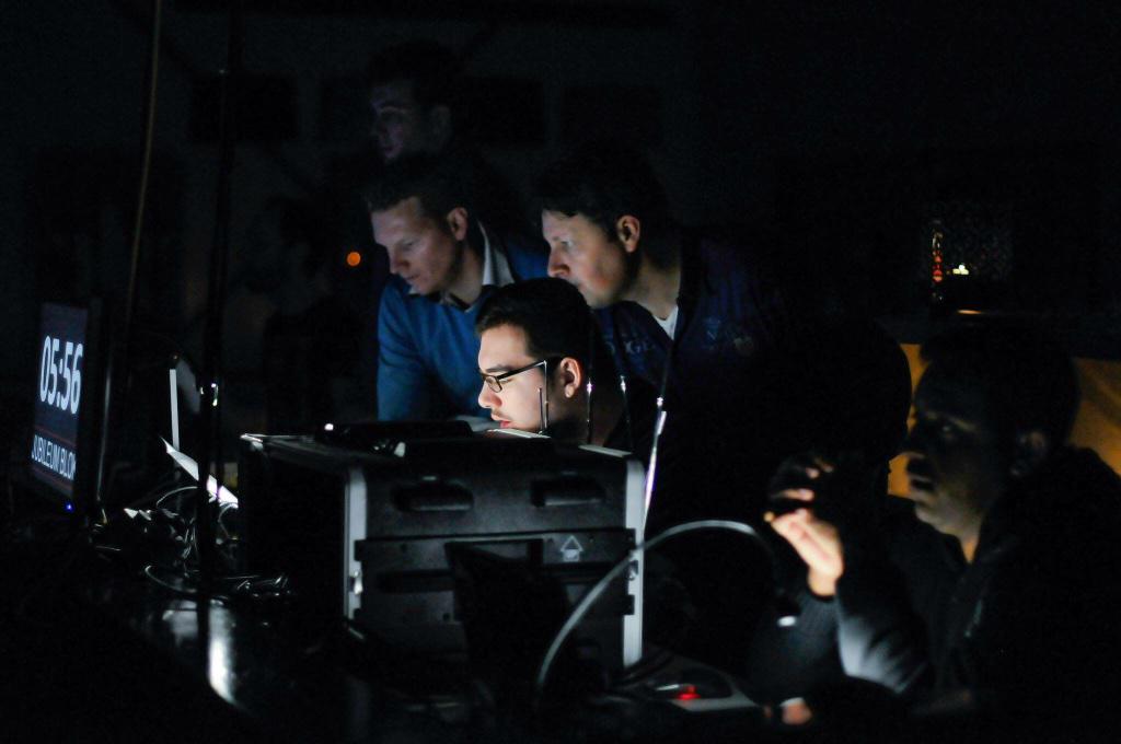 CLCDenHelder's tweet photo. Teamwork makes the dream work! #clcdenhelder http://t.co/ONXxHQFUDi