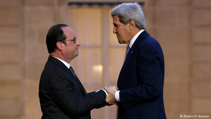 EuropeDailyNews's tweet photo. Terror attack arrests in Paris as US' Kerry visits France to pay respects http://t.co/qvfip0sKtt via @dw_english http://t.co/rHJTWG0zZz