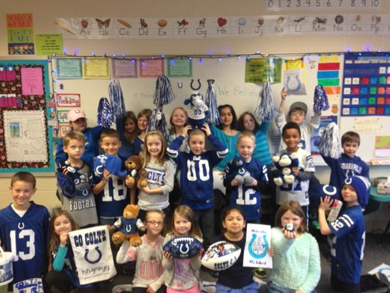 TheRondaCooper's tweet photo. @JimIrsay @Colts We #BelieveInBlue at Southwest Elementary!! #GoColts http://t.co/SNhNNbax4Y