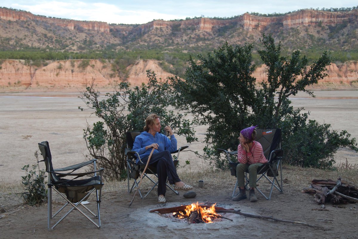 <a href="/BushloreAfrica/">Clyde Tait</a> #ChilojoCliffs <a href="/Gonarezhou/">Chipo Kambanji</a> #Zimbabwe My idea of heaven!