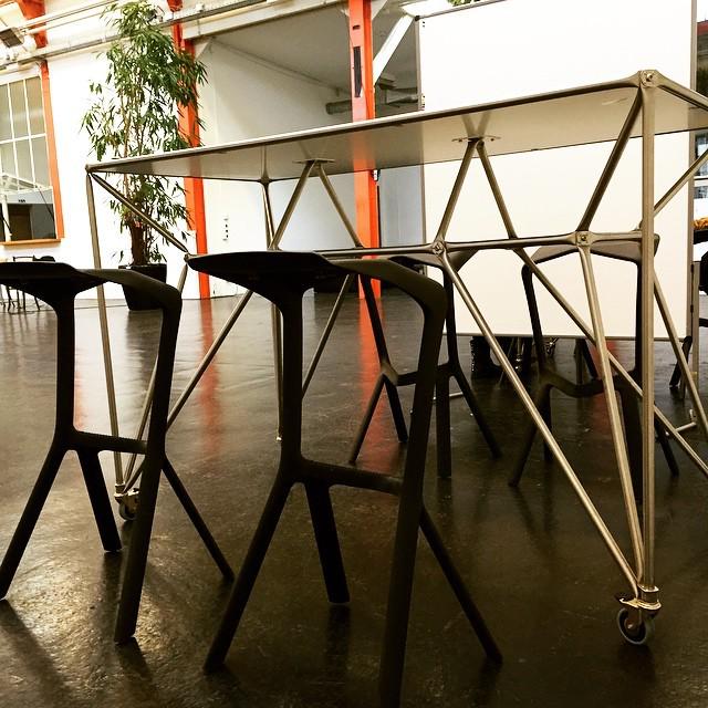 DesignRambles's tweet photo. #furniturefriday #system180 #hightables @system_180 #madeinberlin #tabledtline #designthinking  #hpi by launchlab... http://t.co/UkZfrkFCl5