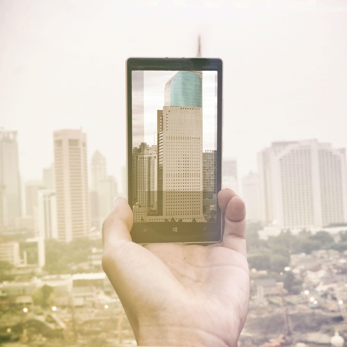 Lumia's tweet photo. Take the first step. Trial a #Lumia now :) http://t.co/y44f0pkGWZ (image Ary Mozta) http://t.co/iI3qwI8PFF