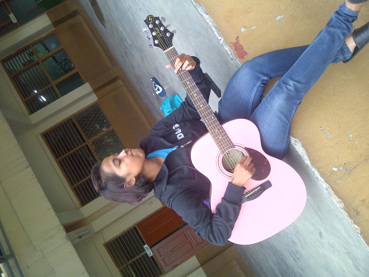 TarunaMerdeka_'s tweet photo. pelatih kita multitalenta banget dah ah ah ah ahh:''333 http://t.co/P7i4fUytmT