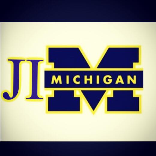 armeniangirl111's tweet photo. I need to buy me a jersey. #newfan #harbaughtomichigan Missing #DeBartolo http://t.co/iQw3BUaaVs