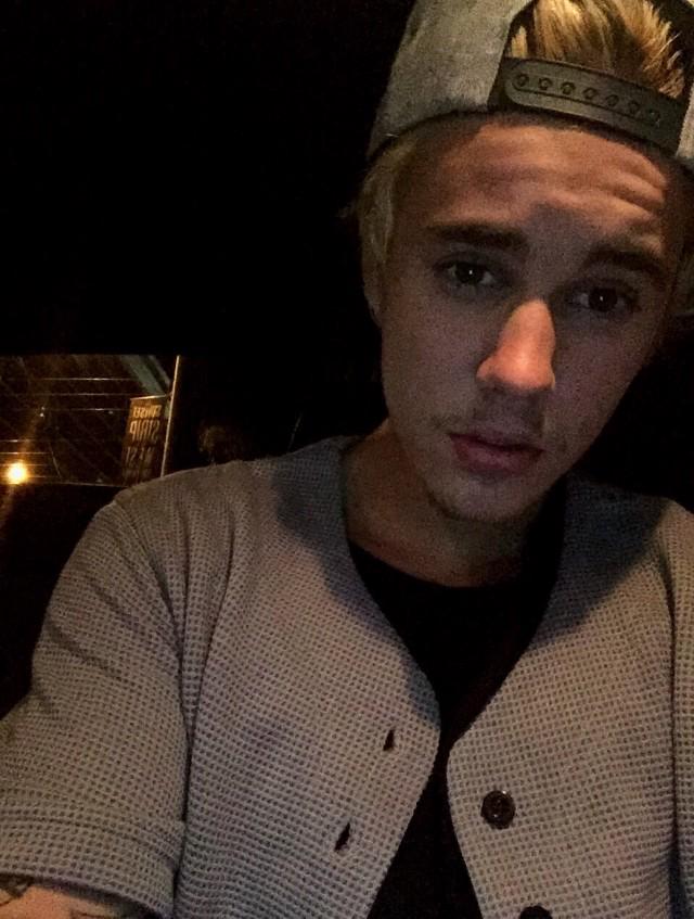 Justin Bieber™ on Twitter: &ldquo;Justin bieber : ( via @shots ) http://t.co
