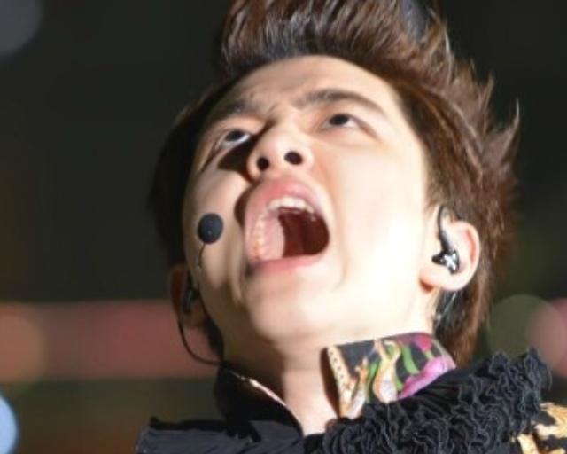 lispsehun's tweet photo. Kyungsatan is calling the other spirits http://t.co/CW0sLQ0pTe