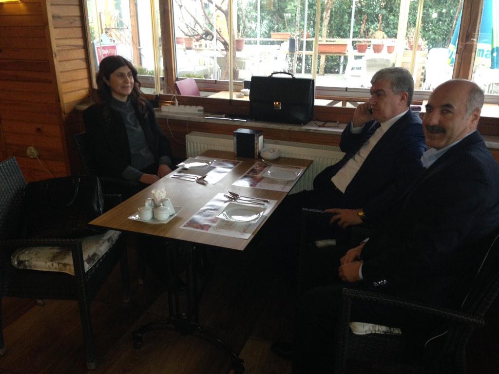 bilalardic_'s tweet photo. Sn Vekilimiz @LokBeyaz Hanım ve @guvenc46 Vekilimiz İstanbul Ziyarettelerindeler http://t.co/h4ts0QLlxX