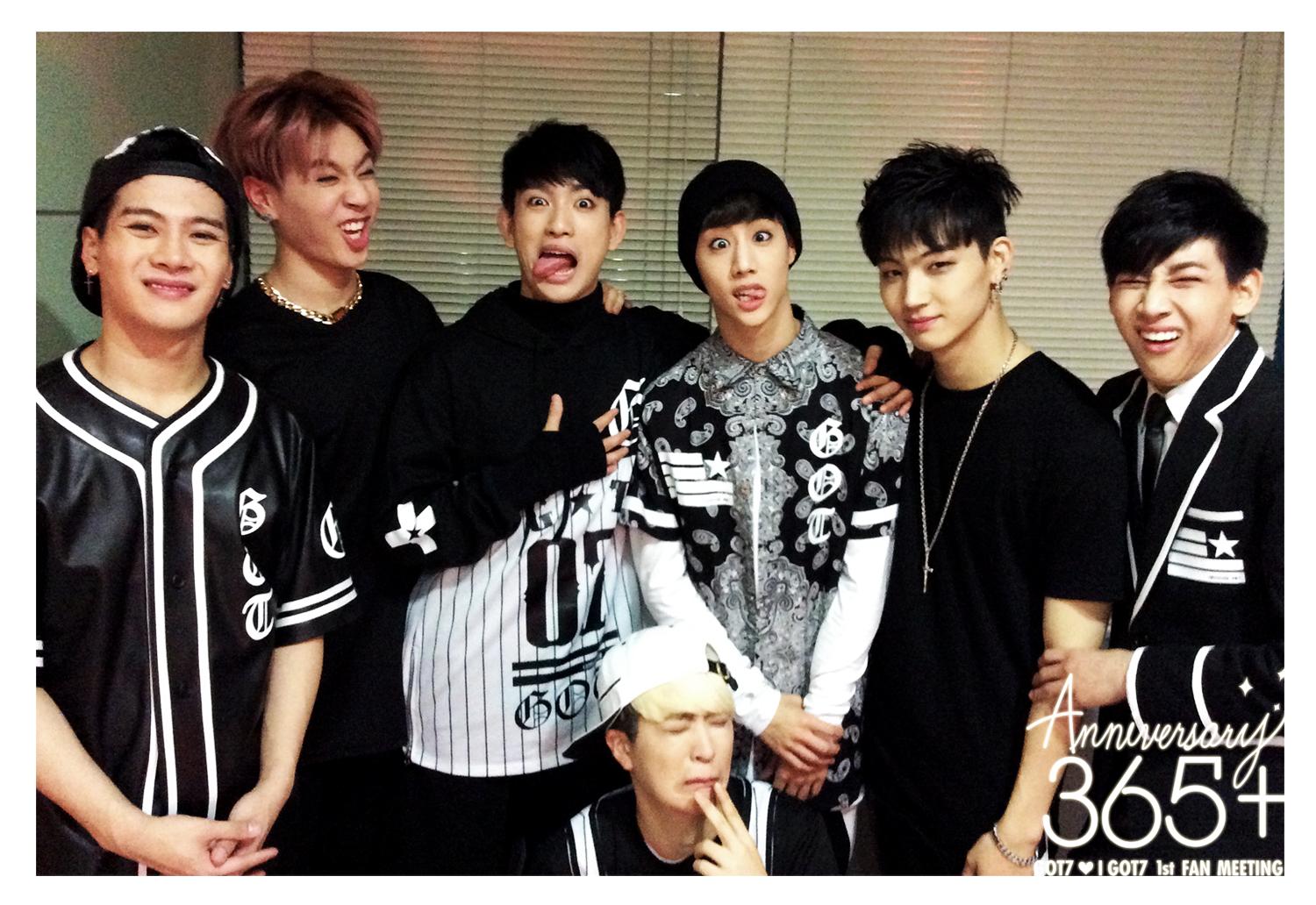 B7eQ_PtCcAACugh.jpg:large