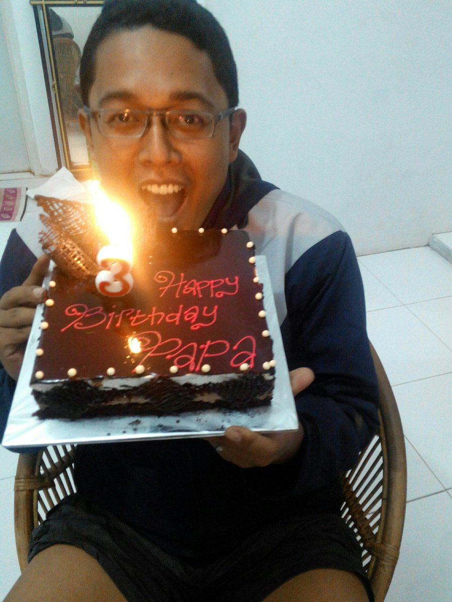 Ade Cantik tweet media