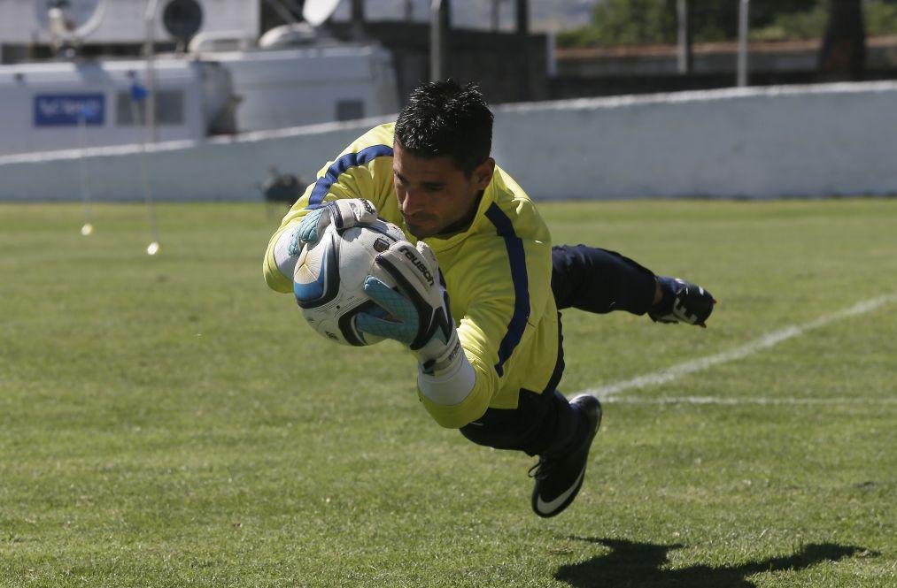 BocaJrsOficial's tweet photo. #HayArqueros @AgustinOrion, @guille_sara y #Trípodi vuelan en Tandil bajo las órdenes de @FGutavo http://t.co/izHo6Qo8eQ