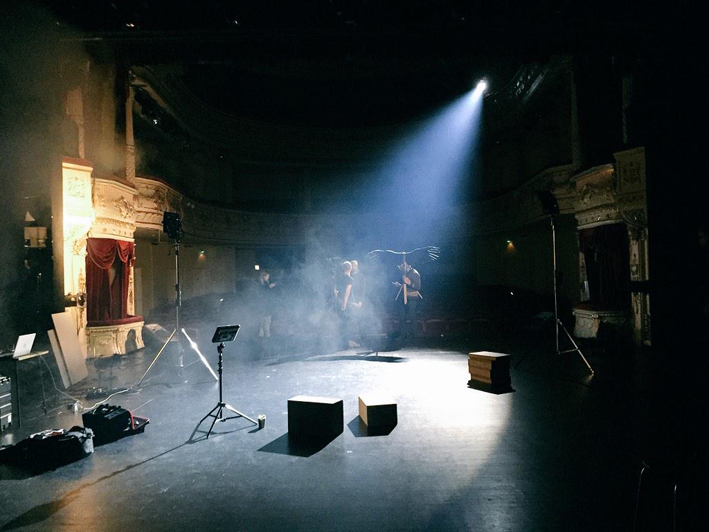 ClutchProd's tweet photo. Some magic going on! #aleksanterinteatteri #clutch #Snowball http://t.co/AGo06ycKsD