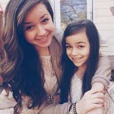 Lena1999Anna's tweet photo. Ich und meine  Schwester <3 http://t.co/A93rmBglSq