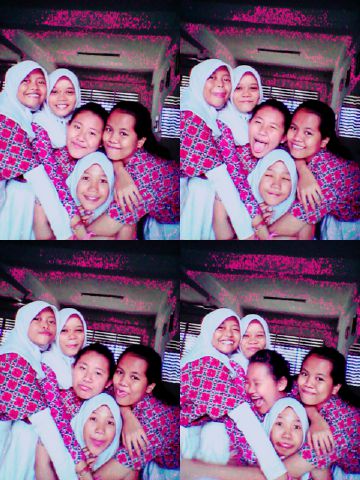 Masyarakat_IXF's tweet photo. @ameliasetianing @annisaaindryn @indah_pancawati @tisa_amalia and nurindahsari http://t.co/anzjCd50IH