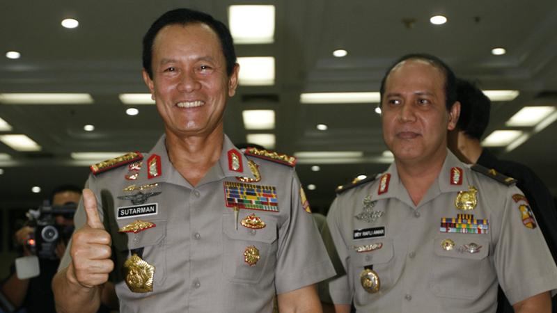 aryoakml's tweet photo. Ada apa hayo “@VIVAnews: Sutarman Umumkan Polri Kini Dikomando Badroedin Haiti http://t.co/7qO2RxHNDy http://t.co/oNR90dyvMM”