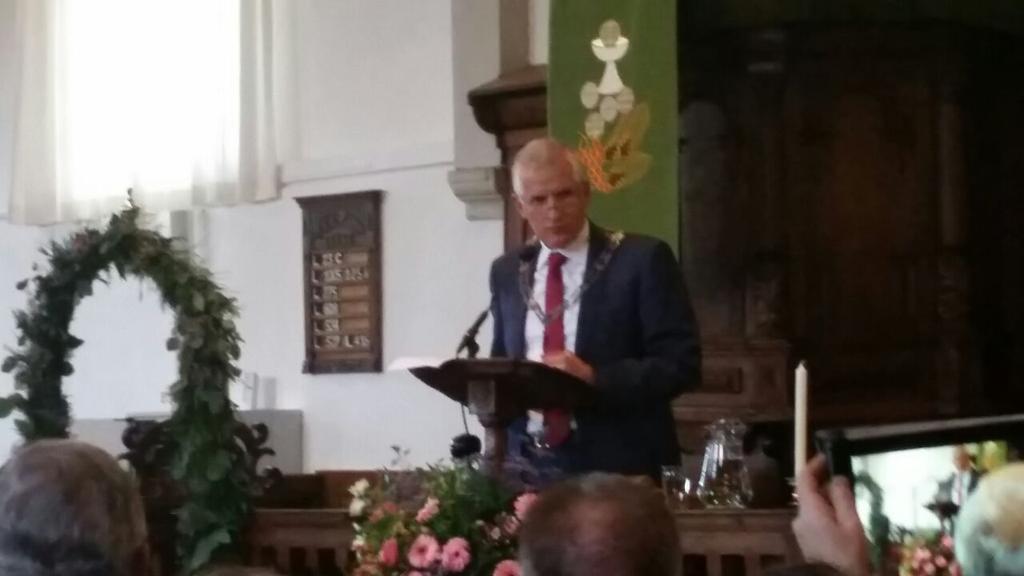 'De Terschellingers lijken mij recht voor zijn raap en zonder kapsones. Die cultuur past bij mij'.  @berwas