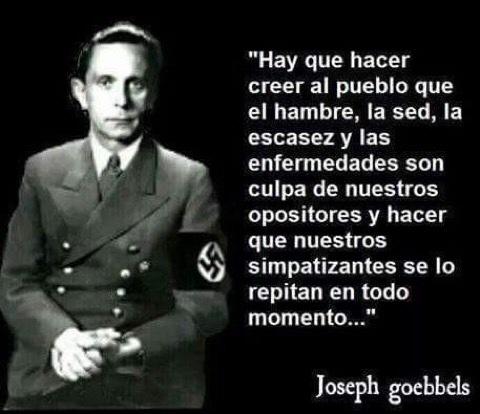 hcapriles's tweet photo. Tan parecidos http://t.co/ADPYi7K3Np