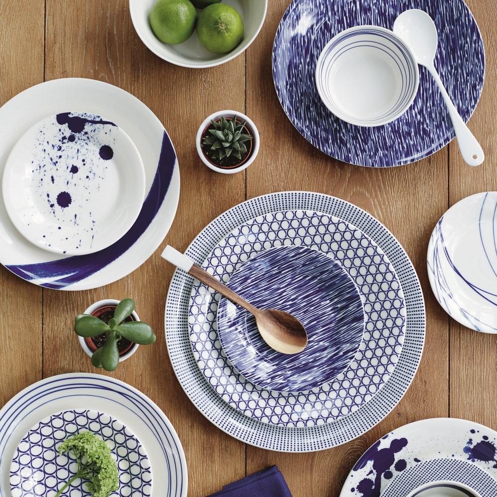 Super stoer het Royal Doulton Pacific servies by Gordon Ramsay. Op slag verliefd!  bit.ly/154MjXL
