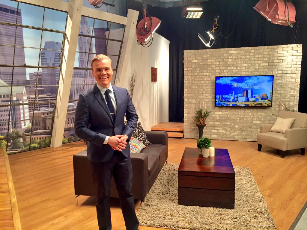CameronFontana's tweet photo. Standing in for Shawn this morning as host on #GDMarket! Watch now on @fox28columbus! http://t.co/7cS0zjZXX9