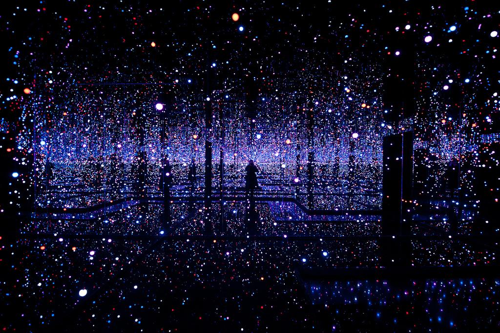 Exspacepl's tweet photo. Genialnie w swojej prostocie instalacje japońskiej artystki Yayoi Kusama . Nowy Jork —☛  http://t.co/WbQIdaNsfv http://t.co/WZiJvpw4lz